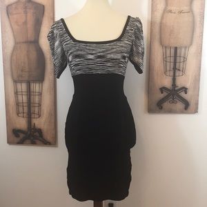 Bebe Small Black & White Bandage Back Zipper Dress